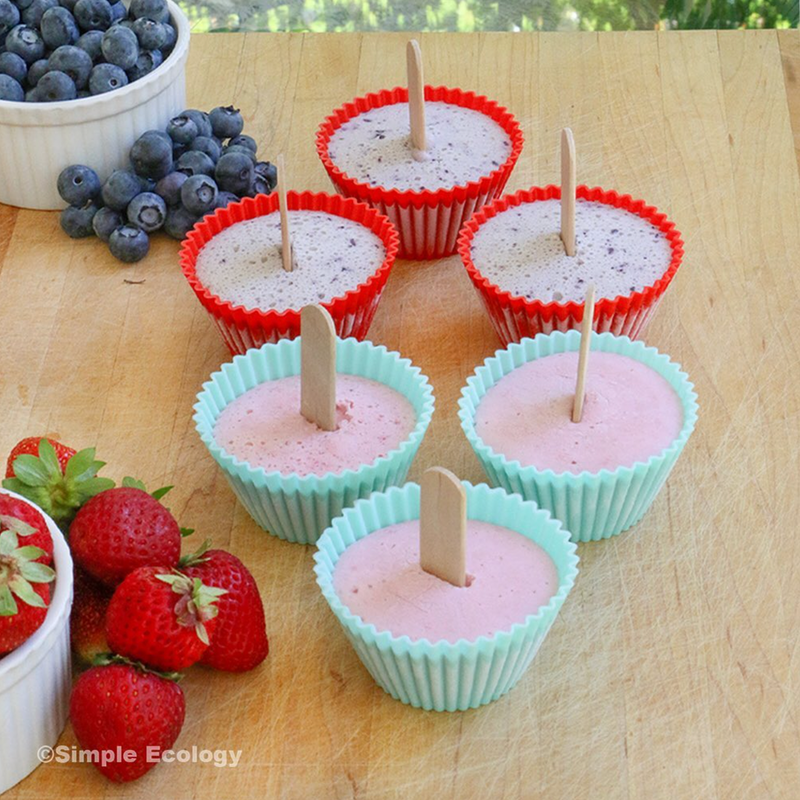 Set of 12 Reusable Silicone Cupcake Liners & Baking Cups